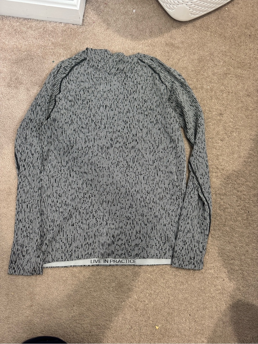 Men's Lulu Long Sleeve With Hood